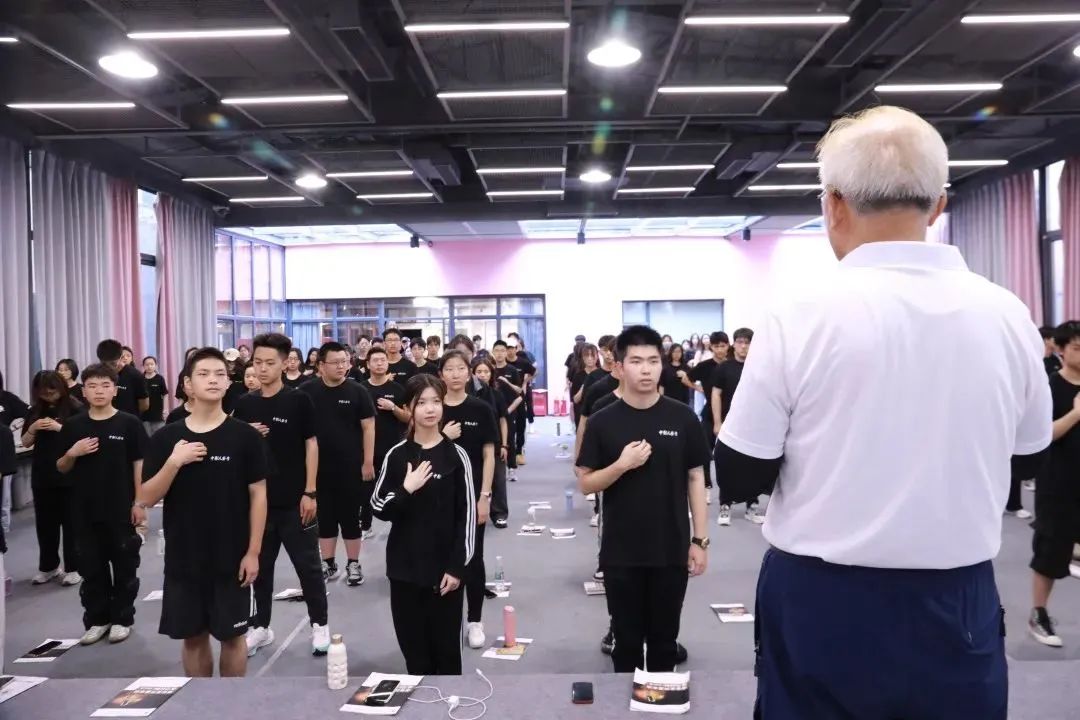 廣播電視學(xué)就業(yè)前景怎么樣