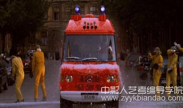 電影《羅拉快跑》中的三原色.jpg