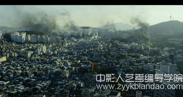 編導視聽語言  1《釜山行》大遠景.jpg