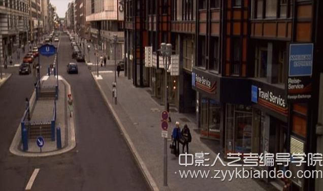 《羅拉快跑》三原色之藍(lán)色.jpg