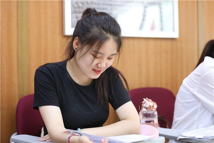 高中藝考攝影怎么考