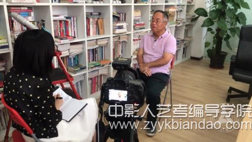 編導(dǎo)培訓(xùn)（中國傳媒大學(xué)“廣告與改革開放”專訪）.jpg