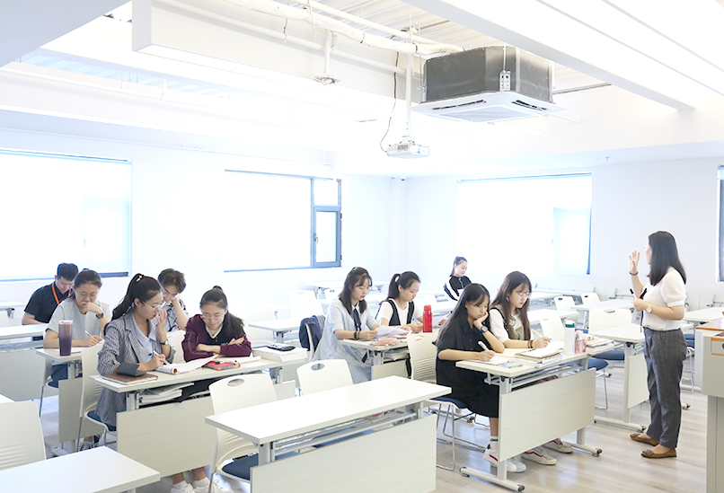 影視編導(dǎo)藝考課程